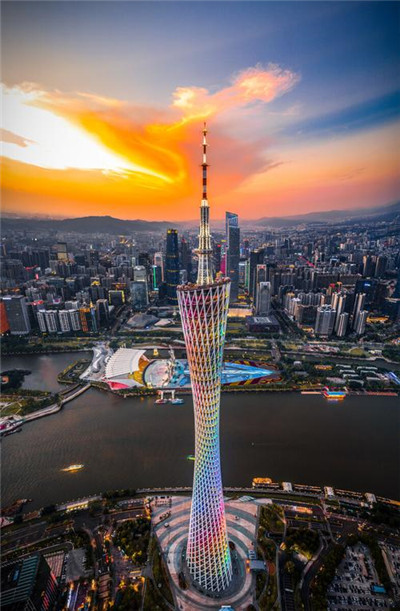 解读深圳龙华桑拿会所的魅力所在
